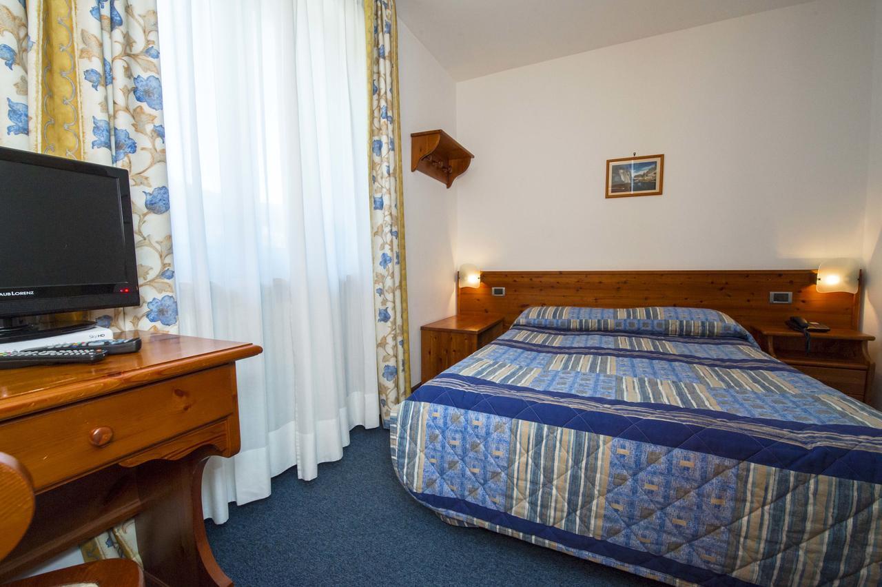 Hotel Beau Site Brusson Eksteriør bilde